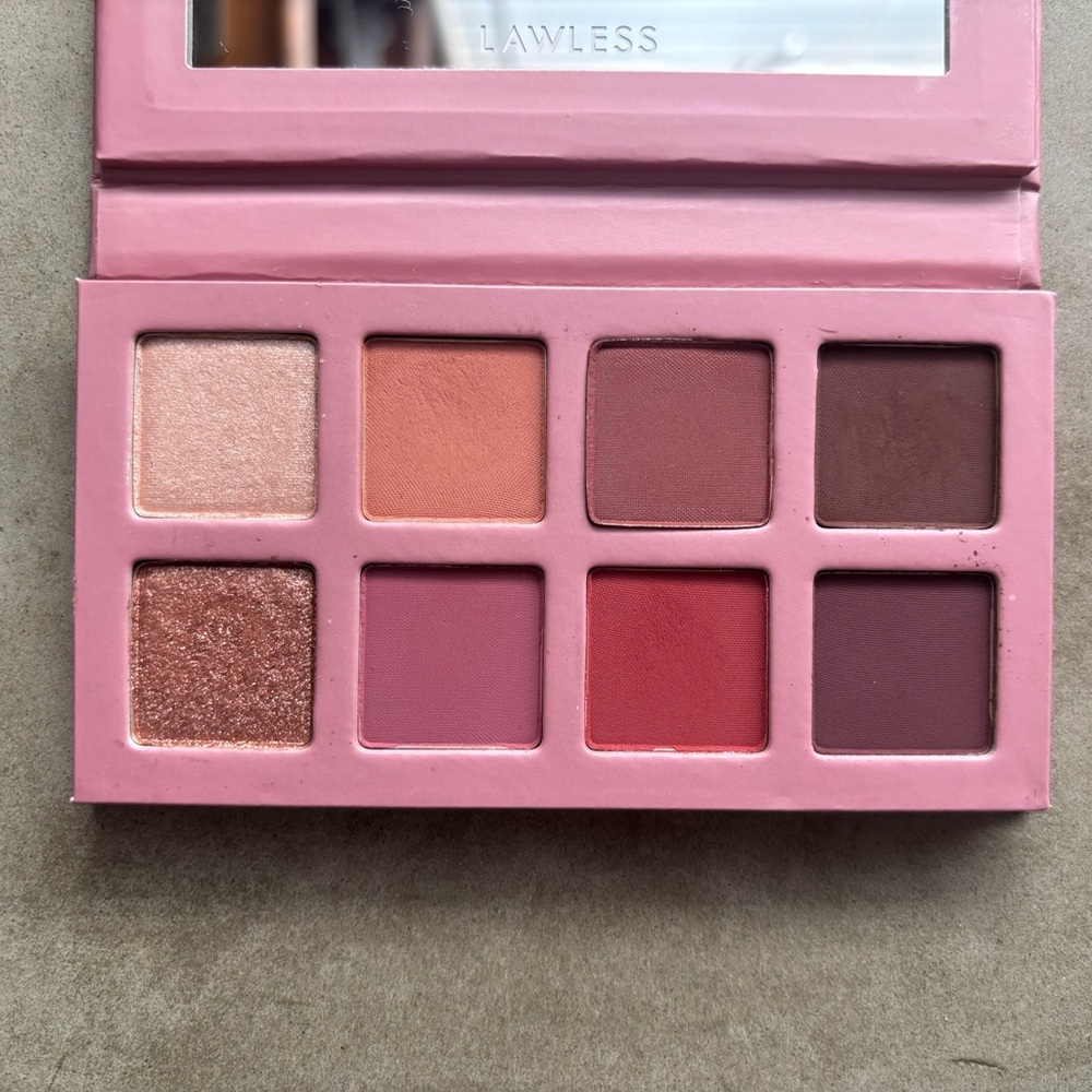 LAWLESS The Baby One Eyeshadow Palette